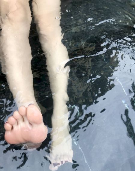 年轻漂亮少妇私密精油按摩保养久久_超清最新电影在线观看