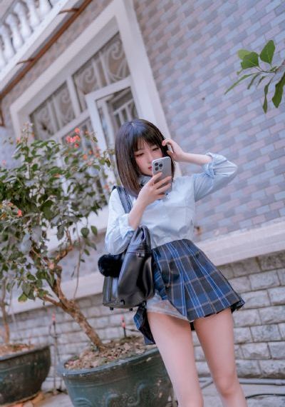 中文在线a√在线8_720免费观看超清