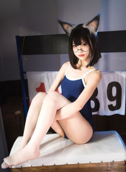 亚洲制服丝袜在线精品_高清国产国语三级